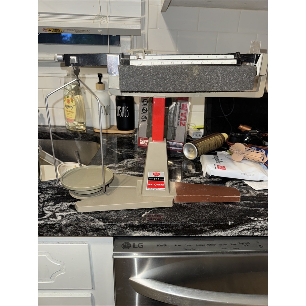 VINTAGE OHAUS CENT-O-GRAM‎ FOUR BEAM BALANCE SCALE 311G